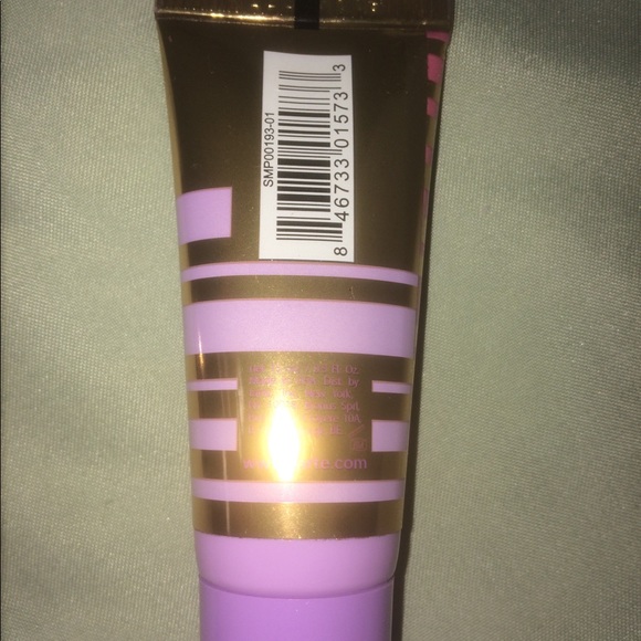 Makeup bundle. - Picture 7 of 8